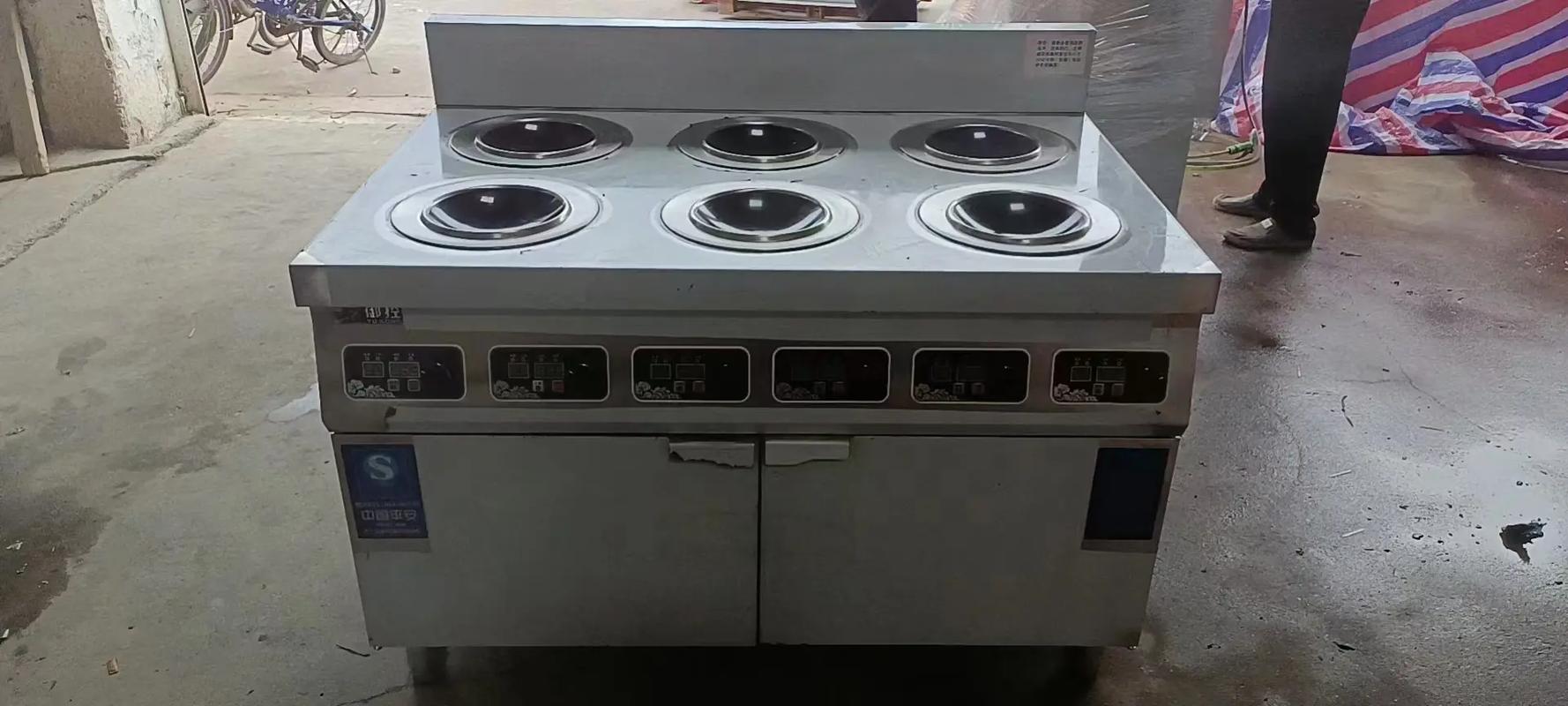 點(diǎn)亮餐飲之魂 商用廚房設(shè)備助力餐飲業(yè)高效運(yùn)營